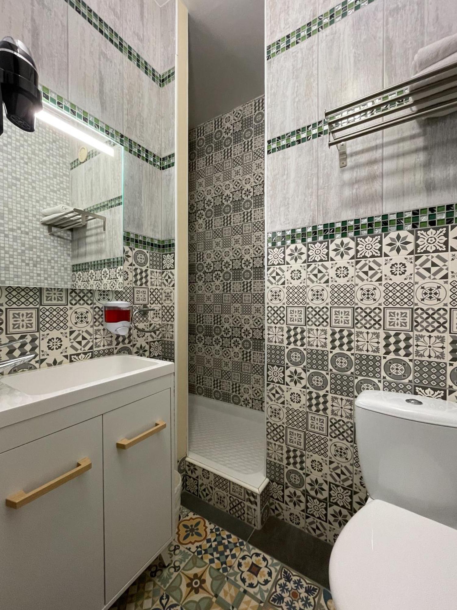 Hotel Gloria Grenoble Zewnętrze zdjęcie